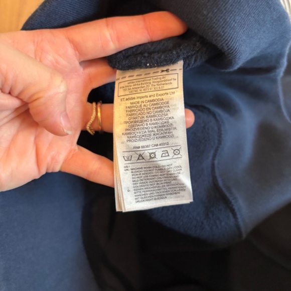 Adidas Men's Hooded Jacket Size Medium Navy Blue Pullover - Picture 4 of 4